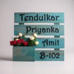 Wood Flower Pattern Nameplate